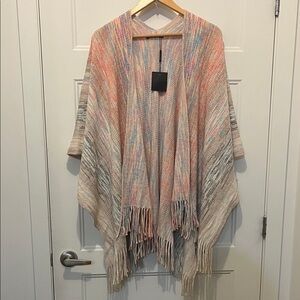 BNWT Do Everything in Love (by Anthropologie) Pastel Knit Poncho